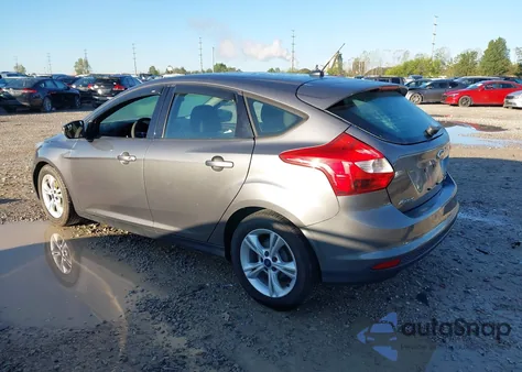2014 Ford Focus Se z USA, uszkodzony, nr VIN 1FADP3K22EL449351